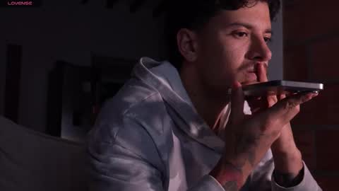 chris_morton online show from February 13, 12:36 am