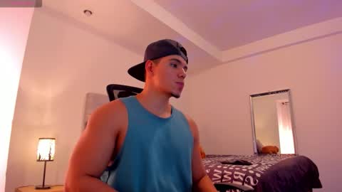 chrismorgan24 online show from December 17, 1:23 am