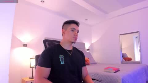Snapshot of chrismorgan24 chatting on October 11, 1:54 am chrismorgan24 online show from October 11, 1:54 am