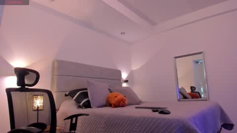 Snapshot of chrismorgan24 chatting on October 17, 6:34 pm chrismorgan24 online show from October 17, 6:34 pm