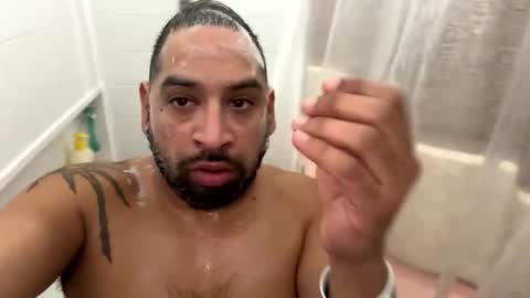 chrisr4203 online show from December 18, 12:50 am