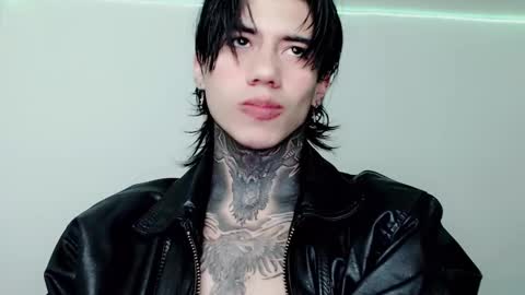 Snapshot of chriss_opp chatting on March 2, 2:43 pm CHRIS  INDEPENT MODEL online show from March 2, 2:43 pm