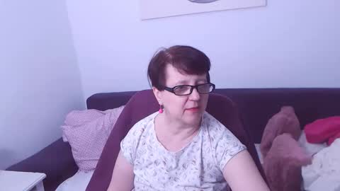 Snapshot of christarose chatting on September 16, 2:24 am Christa online show from September 16, 2:24 am