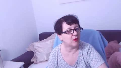 Snapshot of christarose chatting on October 6, 1:34 am Christa online show from October 6, 1:34 am