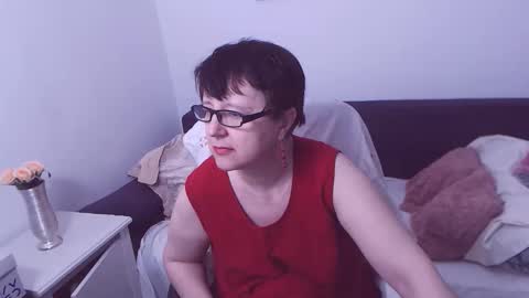 Snapshot of christarose chatting on September 14, 1:52 am Christa online show from September 14, 1:52 am