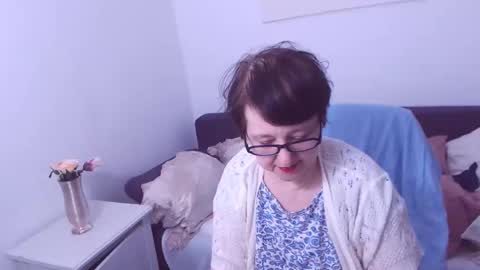 Snapshot of christarose chatting on January 29, 2:51 am Christa online show from January 29, 2:51 am