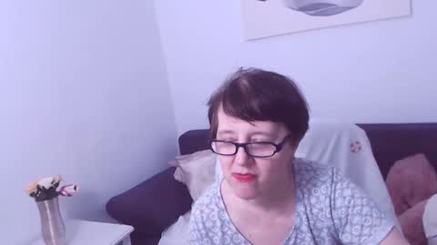 Snapshot of christarose chatting on February 1, 2:58 am Christa online show from February 1, 2:58 am
