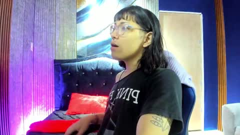 Snapshot of christina_vamp1 chatting on October 5, 1:51 pm CHRISTINA online show from October 5, 1:51 pm