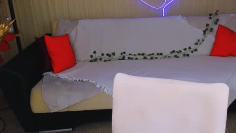 christinaconteeree online show from March 8, 3:21 am