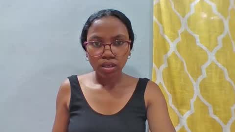 christinah262488 online show from March 14, 8:40 am