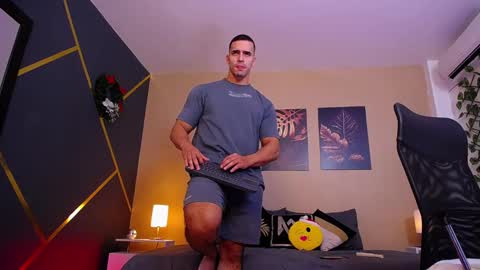 Christopher Black online show from December 16, 1:39 pm