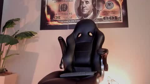 chrizmacgregor online show from February 15, 5:22 pm