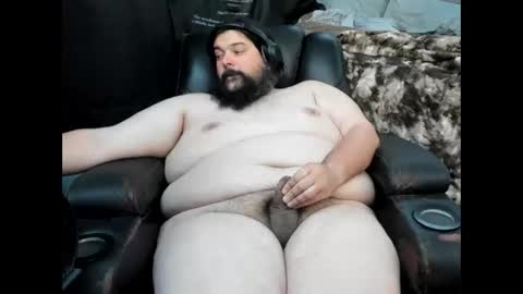 chubbnuncut online show from April 21, 5:36 am