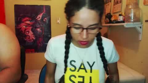 kate   online show from February 11, 3:18 pm