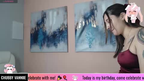 Snapshot of chubby_vaniie_ chatting on March 10, 12:28 pm Vanesa online show from March 10, 12:28 pm