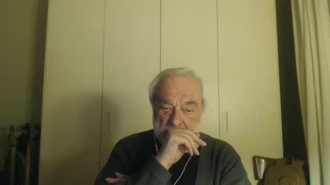 ciaoamoremio4 online show from January 16, 3:23 am