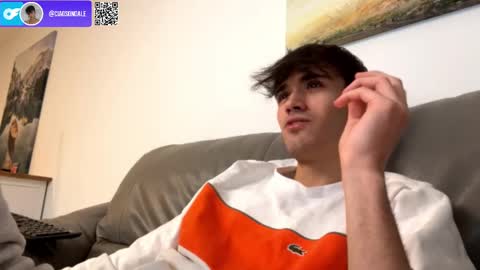 Snapshot of ciaosonoale chatting on January 6, 10:47 pm Alex online show from January 6, 10:47 pm