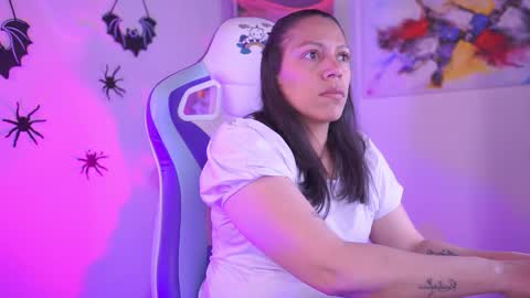 Snapshot of cielo_andrade chatting on October 15, 12:39 pm Cielo online show from October 15, 12:39 pm