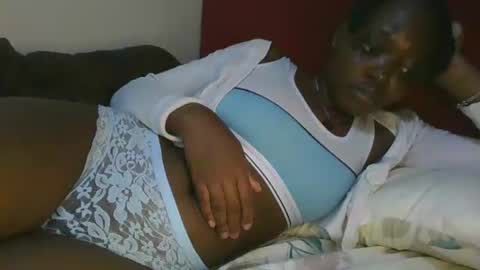 cilia petite online show from March 14, 10:30 am