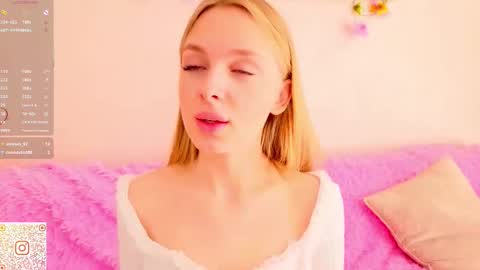 Im Cindy online show from October 12, 7:56 am