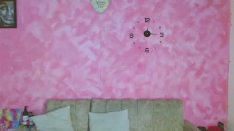 cinna__ online show from February 6, 11:18 pm