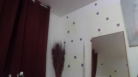 cinthia2525 online show from October 17, 8:07 am