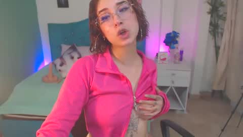 cinthyagomez6 online show from March 3, 4:05 pm