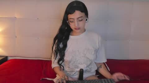 Snapshot of cintya_kors chatting on March 4, 7:32 pm Cintya online show from March 4, 7:32 pm