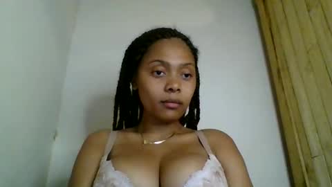 Snapshot of ckamilla45 chatting on September 28, 2:15 pm ckamilla45 online show from September 28, 2:15 pm