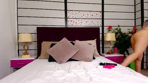 Claire online show from March 22, 6:23 pm