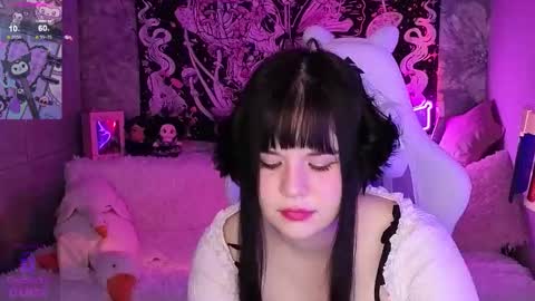 Claire Faers online show from November 25, 7:56 pm