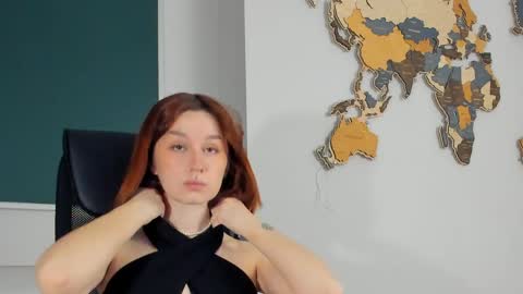 Claire online show from April 12, 2:43 pm