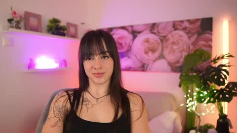 Clara online show from April 3, 8:54 am