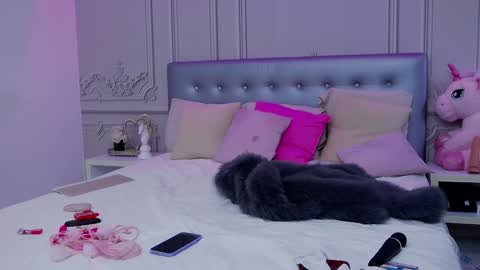 Snapshot of clarahazell chatting on February 1, 10:59 am ClaraHazel online show from February 1, 10:59 am