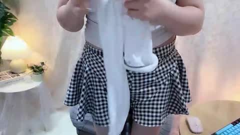 Clari online show from February 3, 6:40 am