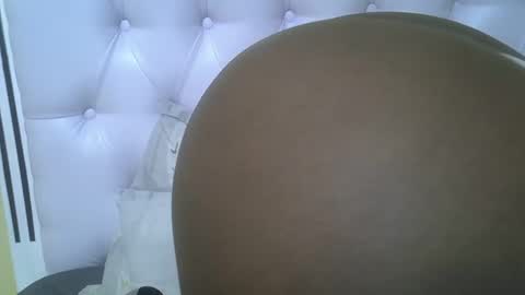 Snapshot of classy_zoey chatting on October 7, 11:28 am classy_zoey online show from October 7, 11:28 am