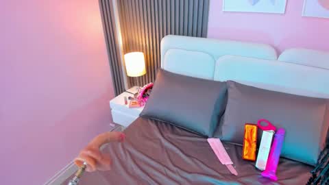 clauwdeen  wolf online show from November 18, 7:50 pm