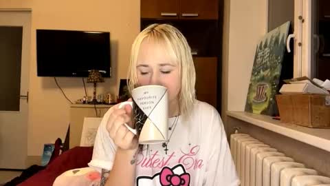 Jenny online show from November 2, 6:52 pm