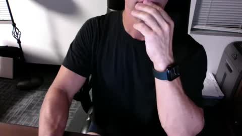 Snapshot of clemike69 chatting on October 15, 12:14 am clemike69 online show from October 15, 12:14 am
