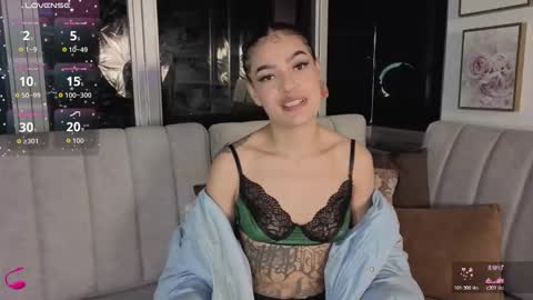 Snapshot of cleo__smith chatting on October 22, 2:15 am Cleo smith online show from October 22, 2:15 am