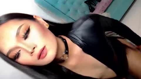 Cleo online show from December 16, 7:20 pm