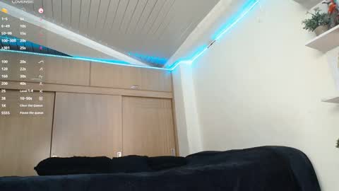 clermontt online show from October 28, 1:23 pm