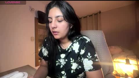 Snapshot of cloe_small08 chatting on September 10, 7:42 am cloe small online show from September 10, 7:42 am