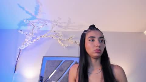 Snapshot of cloe_taylor__ chatting on October 11, 3:44 am CLOE online show from October 11, 3:44 am