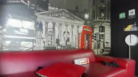 ---Cloe--- online show from March 12, 1:09 am