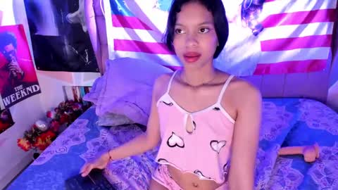 cloeygraweing online show from September 27, 7:44 pm