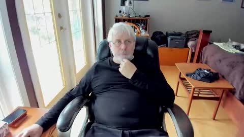 cloudalert62 online show from November 28, 6:59 pm