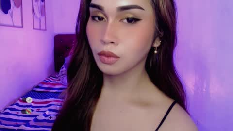 Snapshot of cloudia_babe chatting on September 23, 3:55 am Cloudia babe69 online show from September 23, 3:55 am