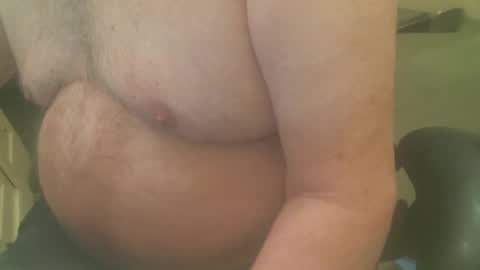 Snapshot of clouds8888 chatting on September 24, 8:04 pm clouds8888 online show from September 24, 8:04 pm