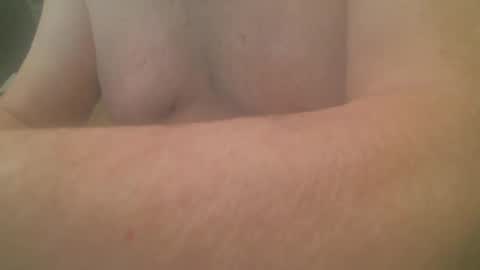 Snapshot of clouds8888 chatting on October 25, 12:17 pm clouds8888 online show from October 25, 12:17 pm